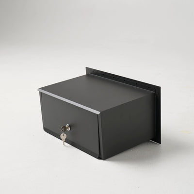 Edward | Letterbox
