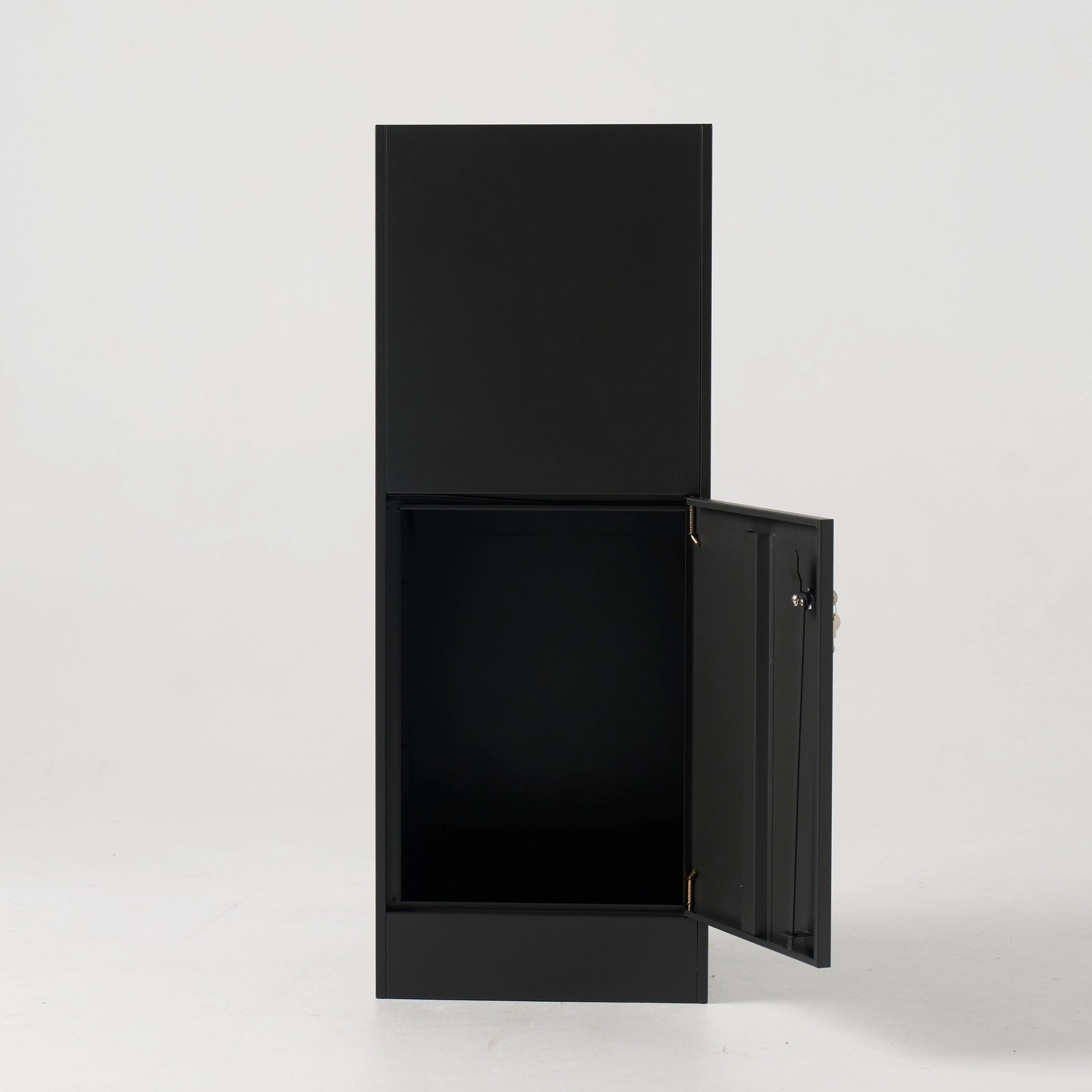 George | Parcel & Letterbox