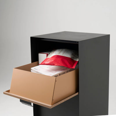 George | Parcel & Letterbox