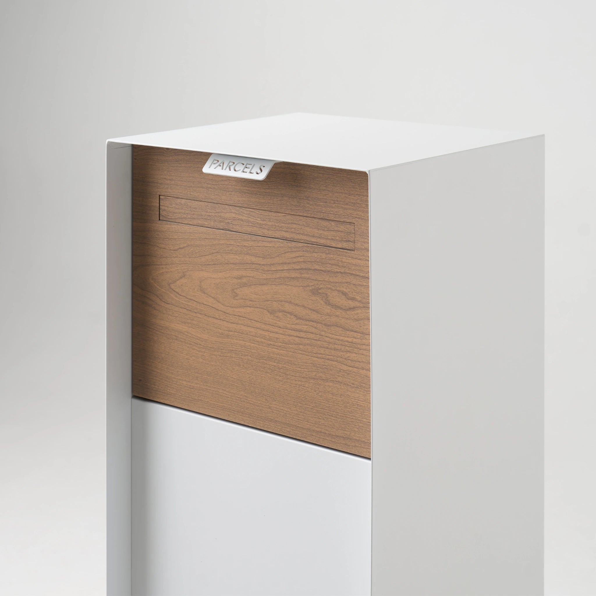 George | Parcel & Letterbox
