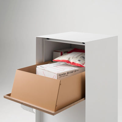 George | Parcel & Letterbox