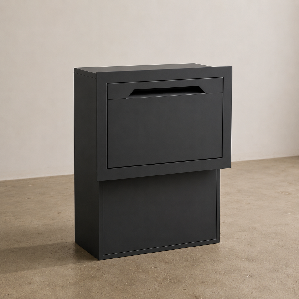 Henry | Parcel & Letterbox