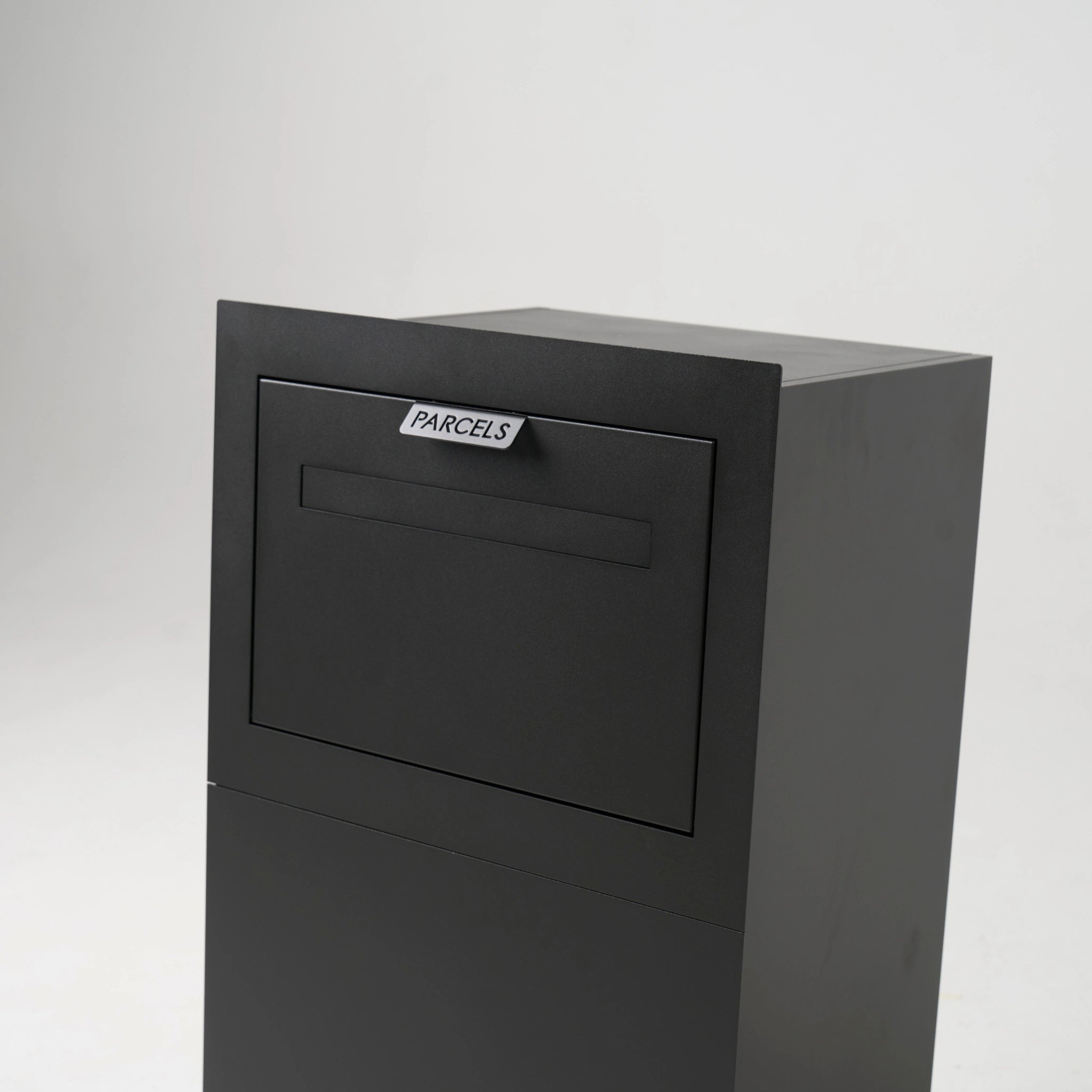Theodore | Parcel & Letterbox