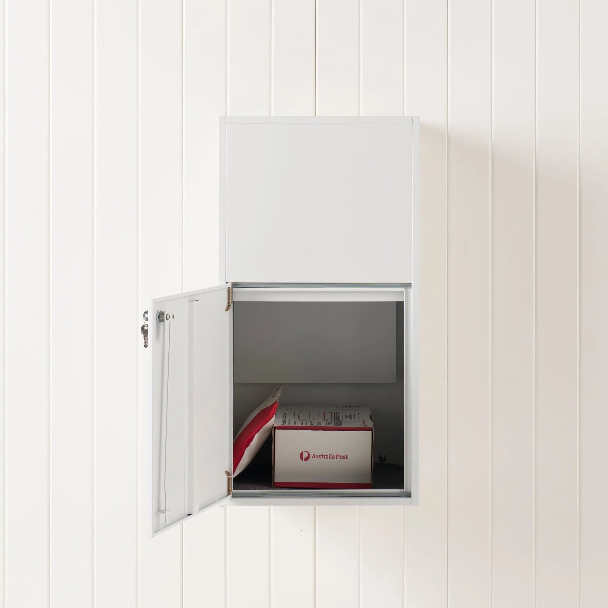 Theodore | Parcel & Letterbox